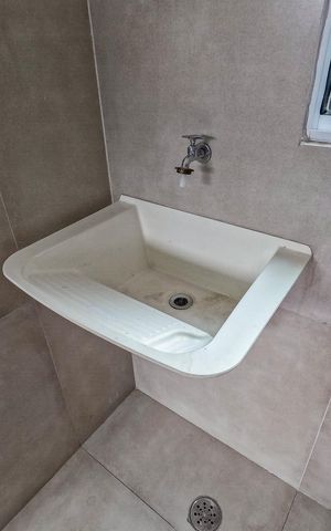 Casa para alugar com 28m², 1 quarto e sem vaga