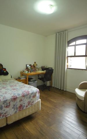 Casa à venda com 120m², 3 quartos e 2 vagasQuarto  3 