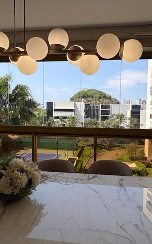 Apartamento à venda com 217m², 5 quartos e 3 vagas