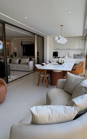 Apartamento à venda com 217m², 5 quartos e 3 vagas