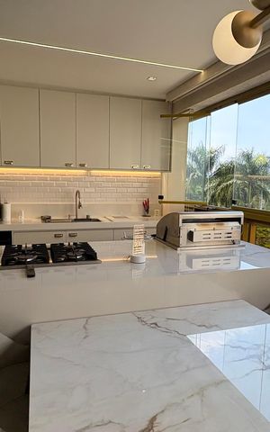 Apartamento à venda com 217m², 5 quartos e 3 vagas