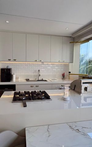 Apartamento à venda com 217m², 5 quartos e 3 vagas