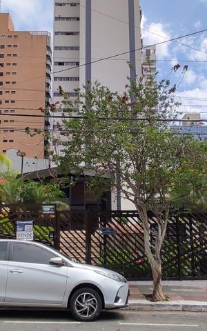 Apartamento à venda com 139m², 3 quartos e 2 vagas Apartamento à venda com 139m², 3 quartos e 2 vagasFachada