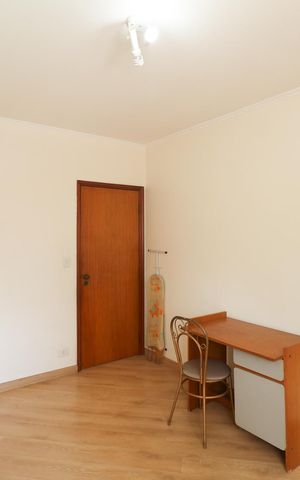 Apartamento à venda com 139m², 3 quartos e 2 vagas Apartamento à venda com 139m², 3 quartos e 2 vagasQuarto 2