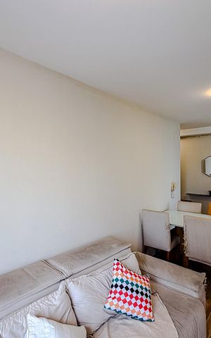 Studio para alugar com 34m², 1 quarto e sem vaga Studio para alugar com 34m², 1 quarto e sem vagaSala