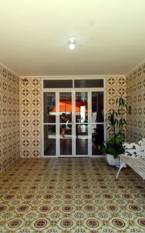 Apartamento à venda com 85m², 2 quartos e 1 vagaFachada e portaria