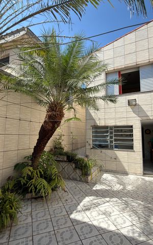 Casa para alugar com 140m², 2 quartos e 2 vagasQuintal e área de serviço 
