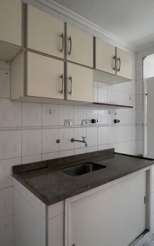 Apartamento para alugar com 46m², 1 quarto e sem vaga Apartamento para alugar com 46m², 1 quarto e sem vagaCozinha e área de serviço