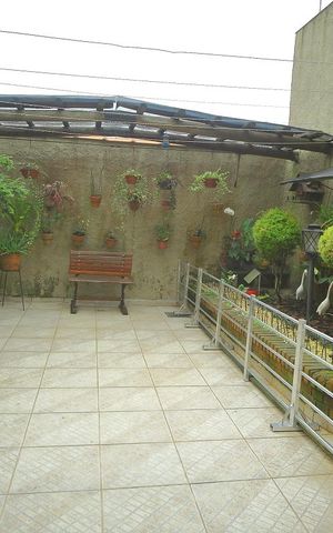 Casa à venda com 175m², 3 quartos e 2 vagasQuintal/jardim 