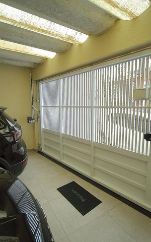 Casa à venda com 175m², 3 quartos e 2 vagasGaragem 