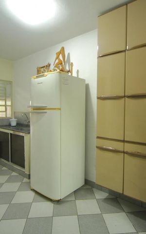 Casa à venda com 175m², 3 quartos e 2 vagasÁrea de Serviço