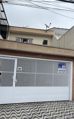Casa à venda com 175m², 3 quartos e 2 vagasFachada 