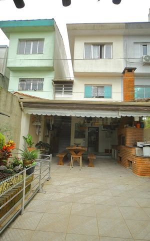 Casa à venda com 175m², 3 quartos e 2 vagasVista Interna 