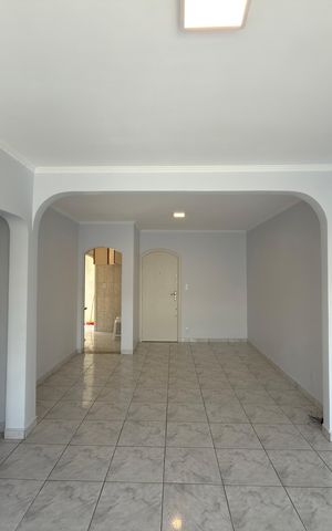 Apartamento para alugar com 94m², 2 quartos e 2 vagas Apartamento para alugar com 94m², 2 quartos e 2 vagasSala