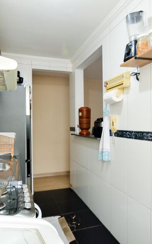 Apartamento à venda com 45m², 2 quartos e 1 vagaCozinha  e Área de Serviço 