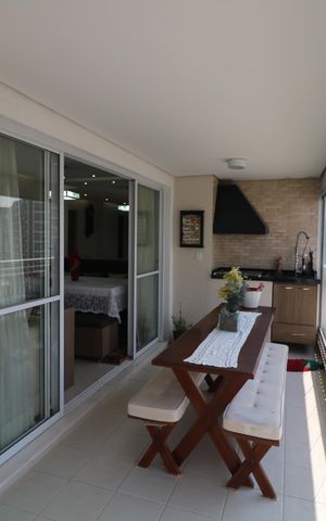 Apartamento para alugar com 105m², 3 quartos e 2 vagasVaranda da Sala