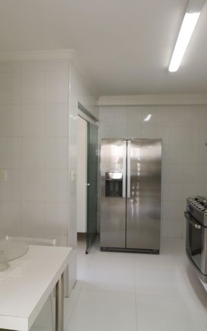 Apartamento para alugar com 105m², 3 quartos e 2 vagasCozinha