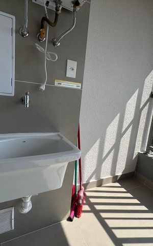 Apartamento para alugar com 57m², 2 quartos e 2 vagas Apartamento para alugar com 57m², 2 quartos e 2 vagasÁrea de Serviço