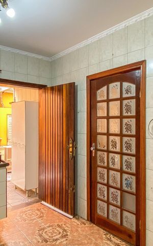Casa para alugar com 120m², 2 quartos e 2 vagas Casa para alugar com 120m², 2 quartos e 2 vagasCozinha