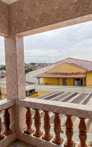 Casa para alugar com 120m², 2 quartos e 2 vagas Casa para alugar com 120m², 2 quartos e 2 vagasVaranda