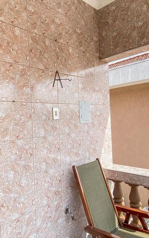 Casa para alugar com 120m², 2 quartos e 2 vagas Casa para alugar com 120m², 2 quartos e 2 vagasVaranda