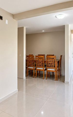 Casa à venda com 317m², 4 quartos e 6 vagas Casa à venda com 317m², 4 quartos e 6 vagasÁrea externa