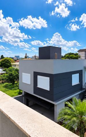 Casa à venda com 317m², 4 quartos e 6 vagas Casa à venda com 317m², 4 quartos e 6 vagasVaranda da suíte