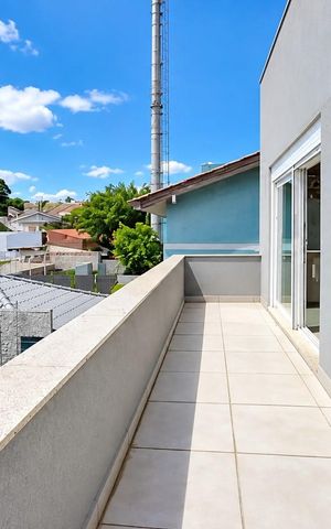 Casa à venda com 317m², 4 quartos e 6 vagas Casa à venda com 317m², 4 quartos e 6 vagasVaranda da suíte