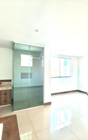 Casa para alugar com 250m², 3 quartos e 7 vagas Casa para alugar com 250m², 3 quartos e 7 vagasQuarto Suíte