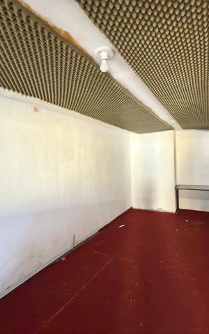 Casa para alugar com 250m², 3 quartos e 7 vagas Casa para alugar com 250m², 3 quartos e 7 vagasEscritório