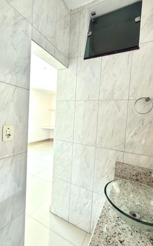 Casa para alugar com 250m², 3 quartos e 7 vagas Casa para alugar com 250m², 3 quartos e 7 vagasBanheiro da Suíte 1