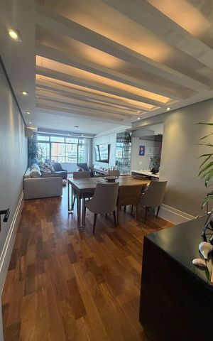 Apartamento à venda com 127m², 3 quartos e 1 vaga Apartamento à venda com 127m², 3 quartos e 1 vagaSala