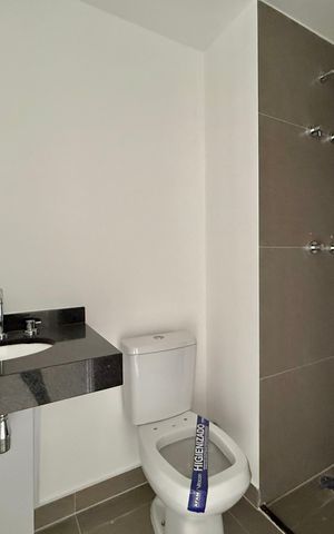 Studio à venda com 24m², 1 quarto e sem vaga Studio à venda com 24m², 1 quarto e sem vagaBanheiro