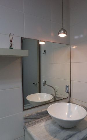 Apartamento para alugar com 70m², 3 quartos e 2 vagas Apartamento para alugar com 70m², 3 quartos e 2 vagasBanheiro