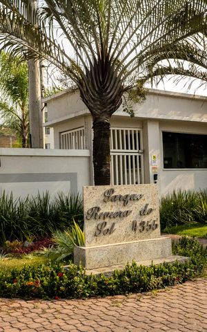 Apartamento para alugar com 48m², 2 quartos e 1 vaga Apartamento para alugar com 48m², 2 quartos e 1 vagaFachada