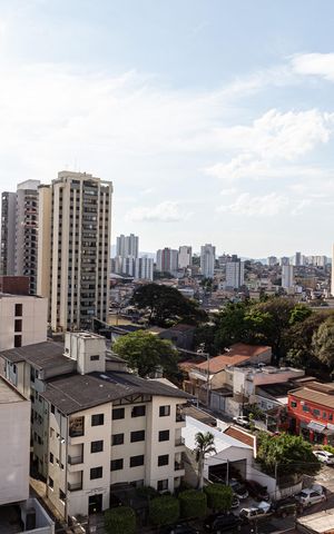 Apartamento para alugar com 52m², 2 quartos e 1 vagaVaranda
