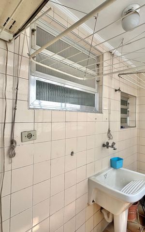 Apartamento para alugar com 152m², 3 quartos e 1 vaga Apartamento para alugar com 152m², 3 quartos e 1 vagaLavanderia