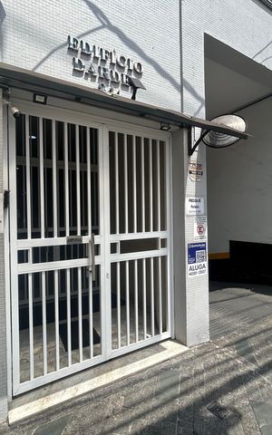 Apartamento para alugar com 152m², 3 quartos e 1 vaga Apartamento para alugar com 152m², 3 quartos e 1 vagaFachada