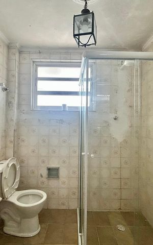 Apartamento para alugar com 152m², 3 quartos e 1 vaga Apartamento para alugar com 152m², 3 quartos e 1 vagaBanheiro