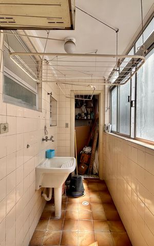 Apartamento para alugar com 152m², 3 quartos e 1 vaga Apartamento para alugar com 152m², 3 quartos e 1 vagaLavanderia