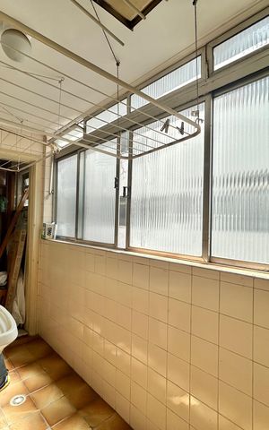 Apartamento para alugar com 152m², 3 quartos e 1 vaga Apartamento para alugar com 152m², 3 quartos e 1 vagaLavanderia