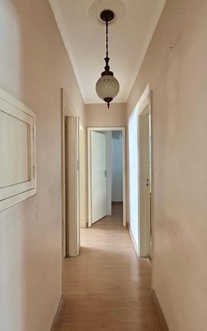 Apartamento para alugar com 152m², 3 quartos e 1 vaga Apartamento para alugar com 152m², 3 quartos e 1 vagaCorredor