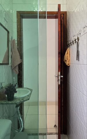 Casa à venda com 133m², 3 quartos e 2 vagas Casa à venda com 133m², 3 quartos e 2 vagasBanheiro