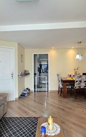 Apartamento à venda com 89m², 3 quartos e 2 vagas Apartamento à venda com 89m², 3 quartos e 2 vagasSala