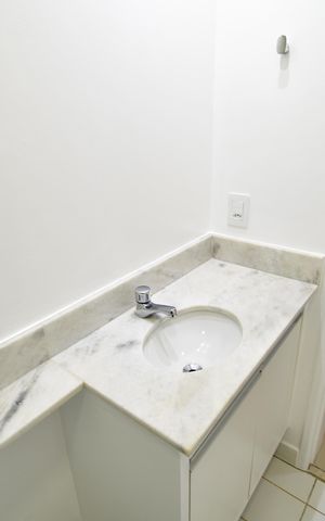 Apartamento para alugar com 82m², 3 quartos e 2 vagasBanheiro Social