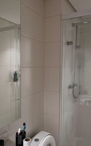 Apartamento à venda com 250m², 4 quartos e 4 vagas Apartamento à venda com 250m², 4 quartos e 4 vagasBanheiro suite 3
