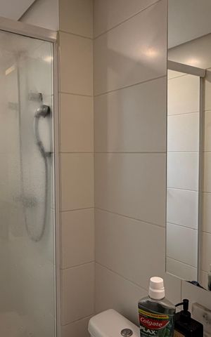 Apartamento à venda com 250m², 4 quartos e 4 vagas Apartamento à venda com 250m², 4 quartos e 4 vagasBanheiro suite 2