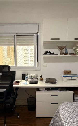 Apartamento à venda com 250m², 4 quartos e 4 vagas Apartamento à venda com 250m², 4 quartos e 4 vagasSuite 4