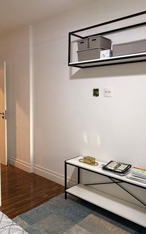 Apartamento à venda com 250m², 4 quartos e 4 vagas Apartamento à venda com 250m², 4 quartos e 4 vagasSuite 4