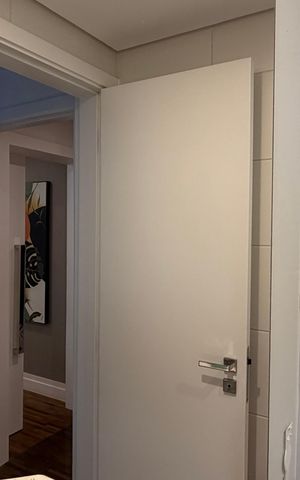 Apartamento à venda com 250m², 4 quartos e 4 vagas Apartamento à venda com 250m², 4 quartos e 4 vagasBanheiro suite 4